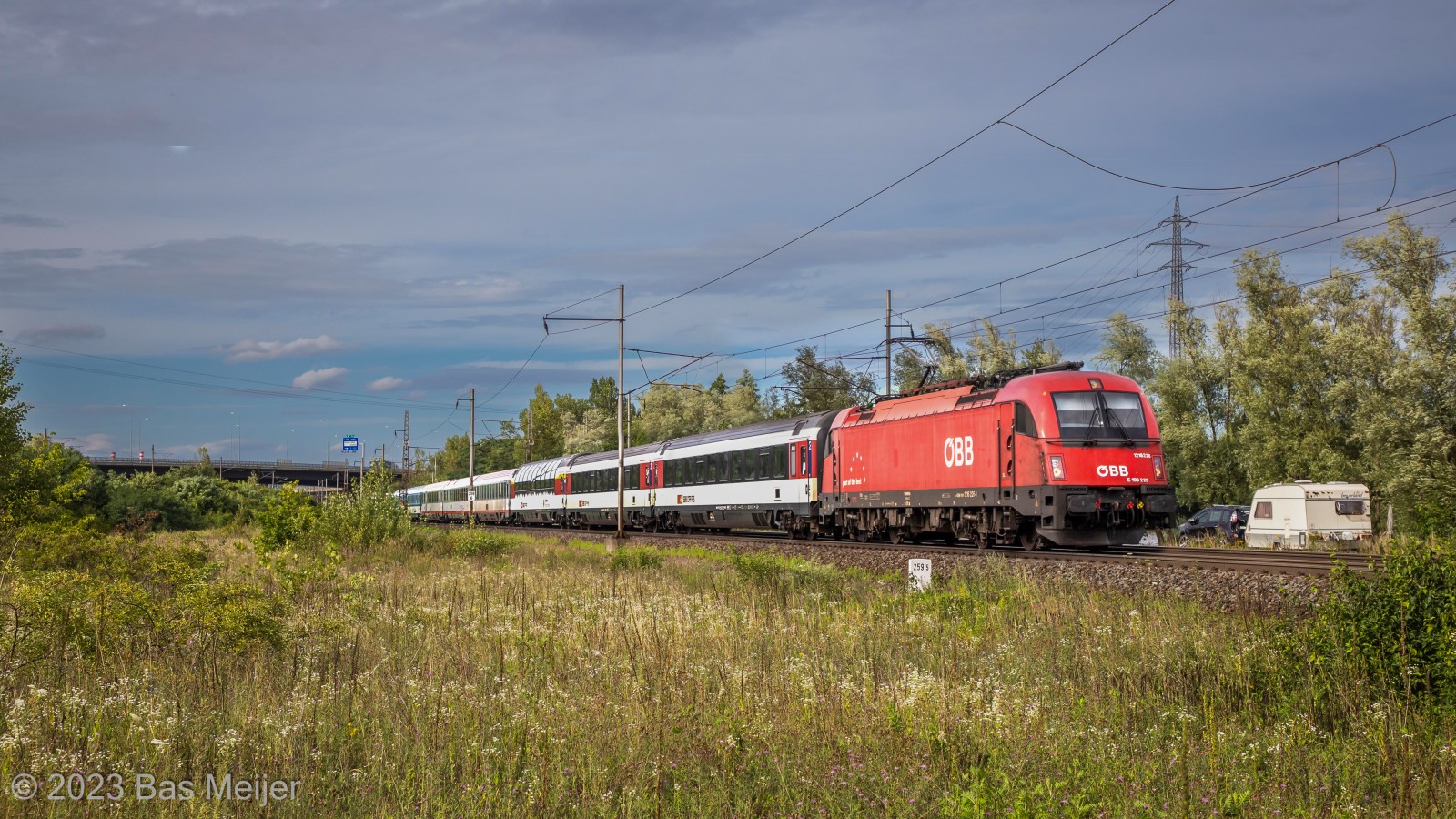 020823 | ÖBB 1216 226 | EC 105 
